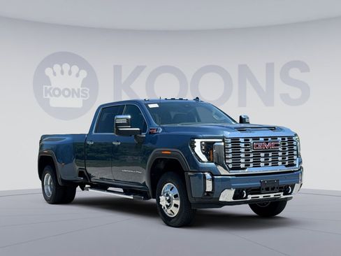 New 2026 GMC Sierra 3500 Denali w/ Denali Reserve Package AWD/4WD image 10