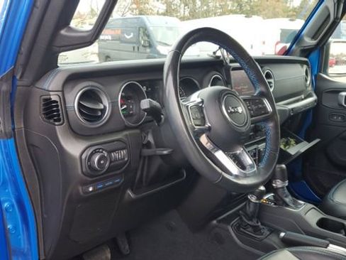 Used 2022 Jeep Wrangler Unlimited Rubicon 4xe w/ Steel Bumper Group image 8