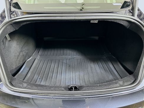 Used 2025 Tesla Model 3 Long Range AWD/4WD image 27