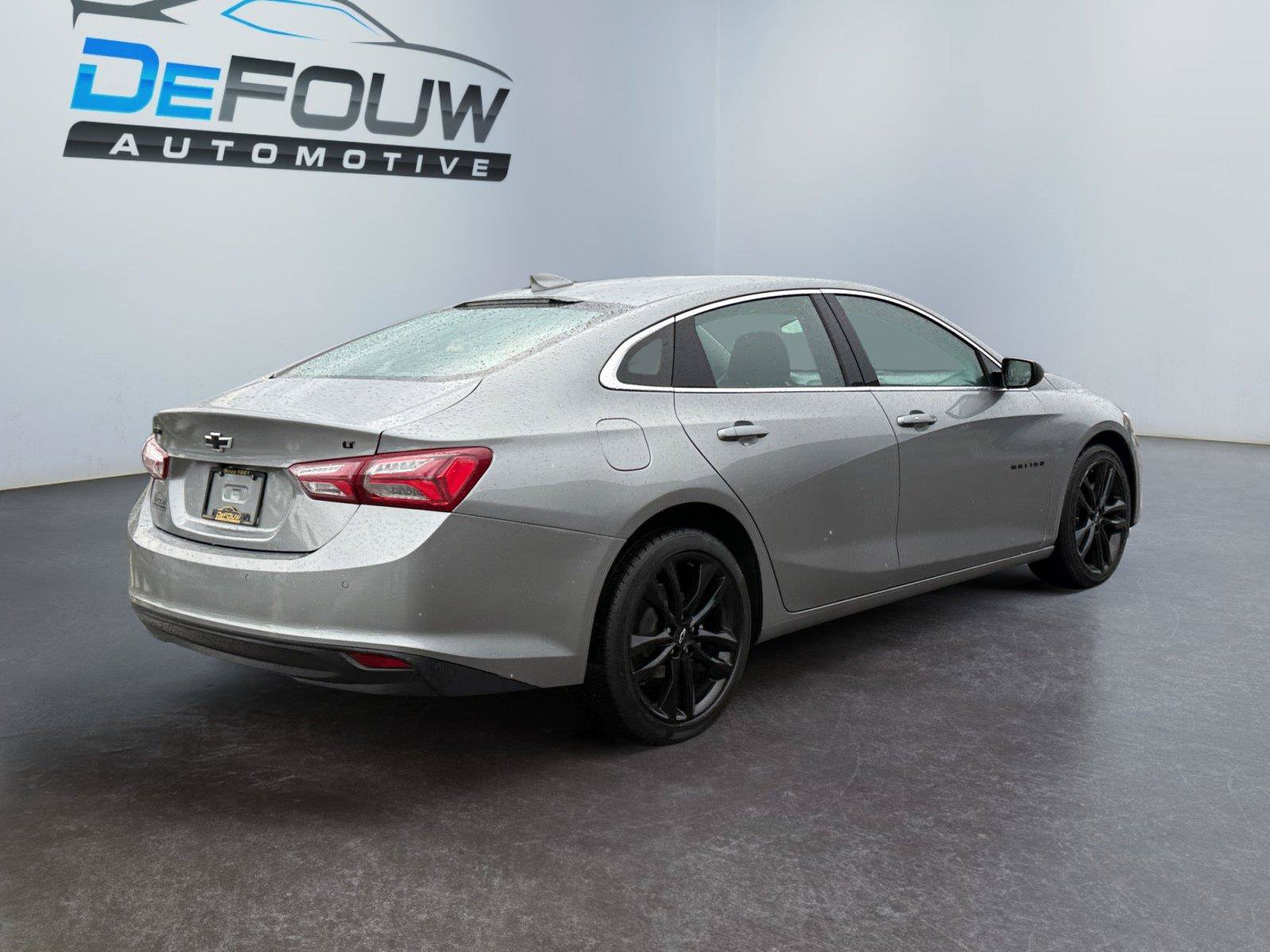 Used 2024 Chevrolet Malibu LT w/ Sport Edition FWD image 3