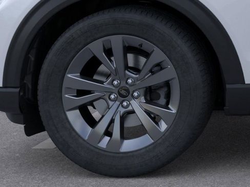 New 2026 Ford Explorer Active w/ Active Comfort Package image 19