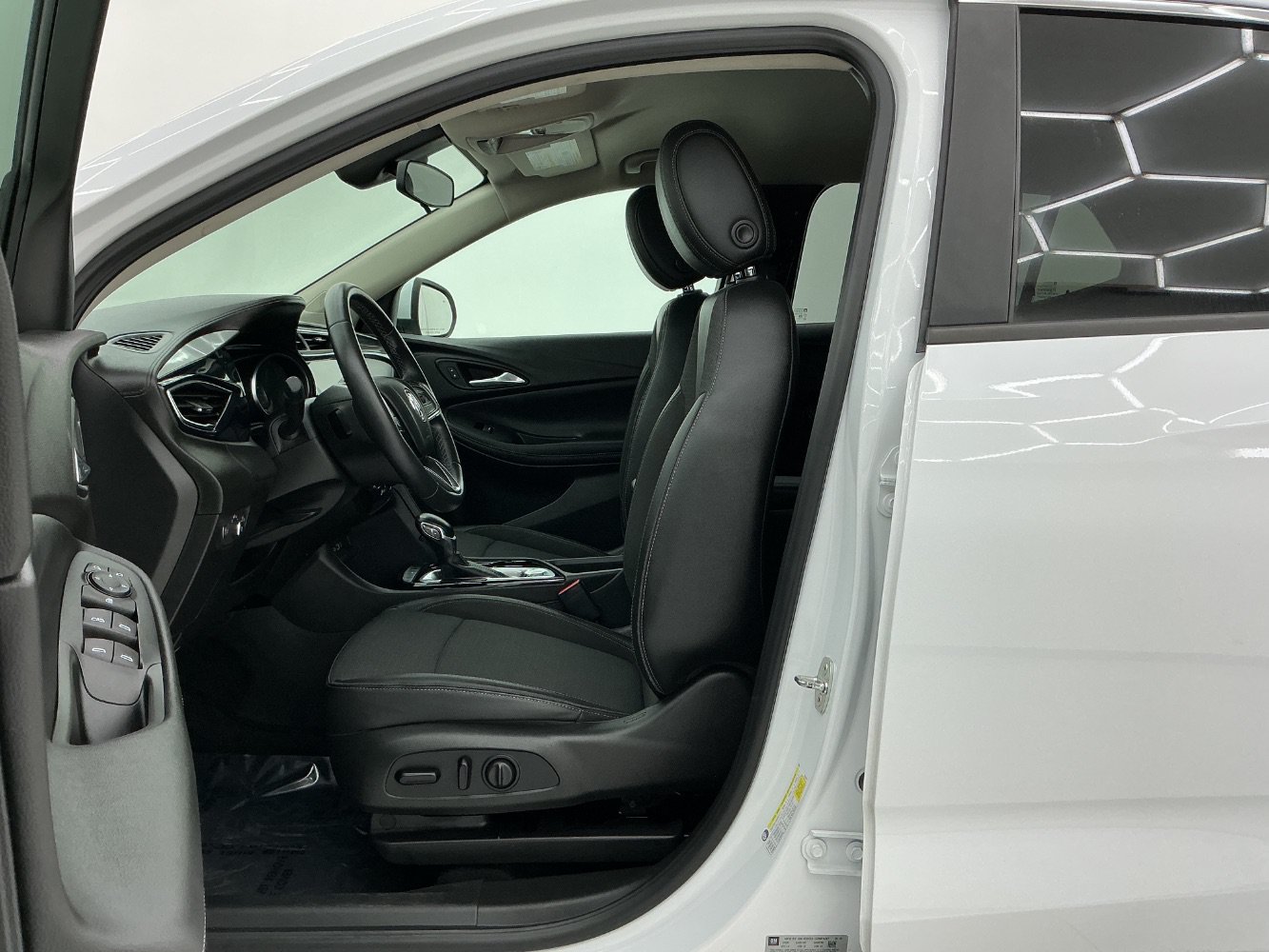Used 2021 Buick Encore GX Select FWD image 14