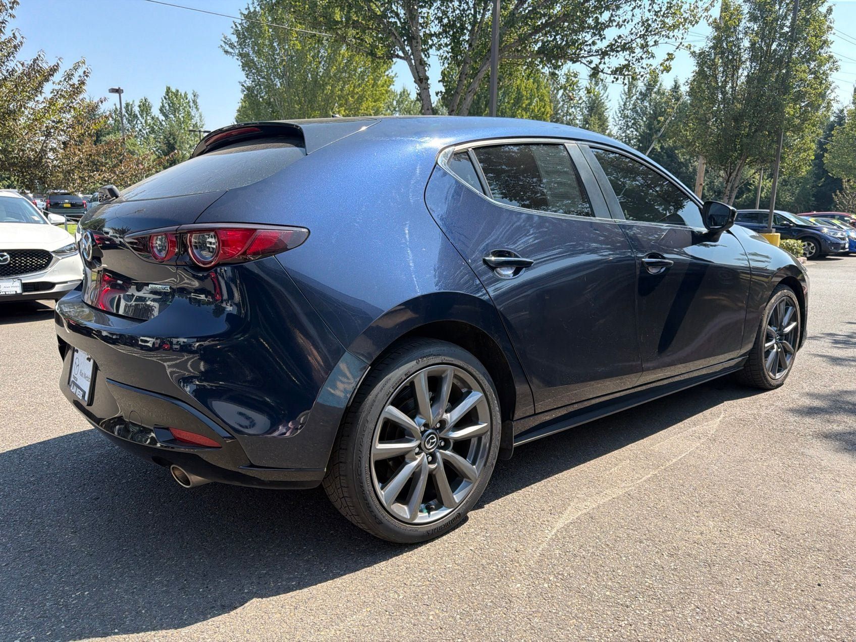 Used 2020 MAZDA MAZDA3 AWD Hatchback w/ Preferred Pkg image 3