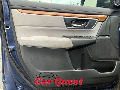 Used 2017 Honda CR-V EX image 11