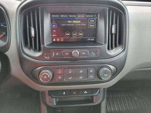 Used 2019 Chevrolet Colorado W/T RWD image 9