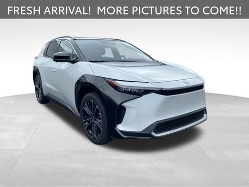 Certified 2023 Toyota bZ4X Limited w/ Weather Package image 3