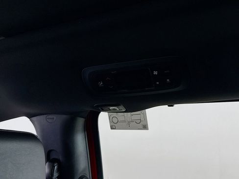 New 2026 Chrysler Pacifica Limited image 28