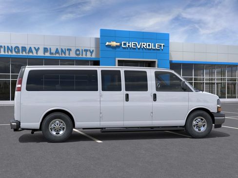 New 2026 Chevrolet Express 3500 LS w/ Chrome Appearance Package RWD image 5