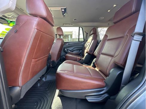 Used 2019 Chevrolet Tahoe Premier w/ Premier Plus Edition image 13