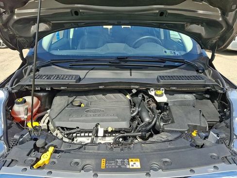 Used 2017 Ford Escape Titanium AWD/4WD image 30