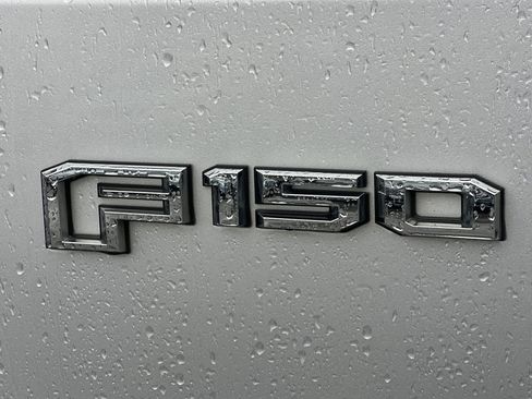 Used 2016 Ford F150 Lariat w/ Equipment Group 502A Luxury image 26