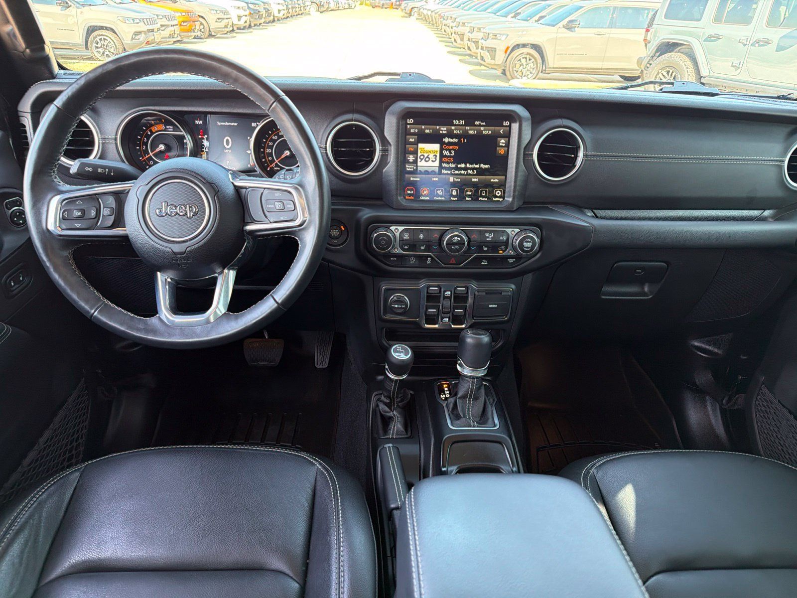Used 2023 Jeep Wrangler Unlimited Sahara w/ Cold Weather Group AWD/4WD image 20