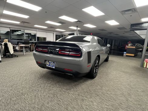Used 2019 Dodge Challenger R/T Scat Pack w/ Plus Package image 5