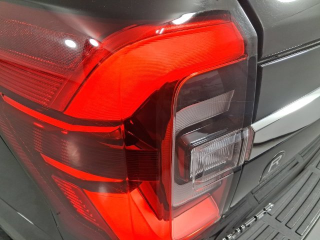 Used 2024 Ford Expedition Max Limited AWD/4WD image 31
