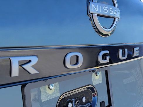 New 2026 Nissan Rogue SV image 9