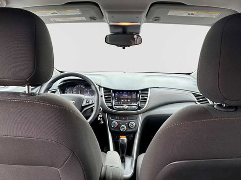 Certified 2020 Chevrolet Trax LS w/ Tint and Cruise Package image 19