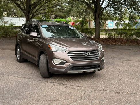 Used 2015 Hyundai Santa Fe GLS FWD image 3