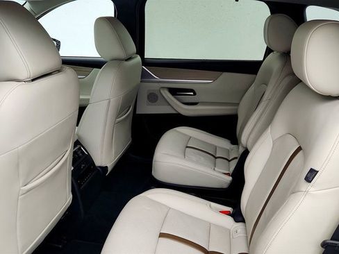 Used 2024 MAZDA CX-90 Plug-In Hybrid w/ Premium Plus image 22