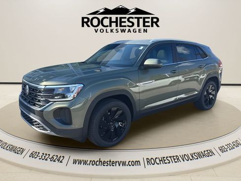 New 2026 Volkswagen Atlas Cross Sport SE AWD/4WD image 2