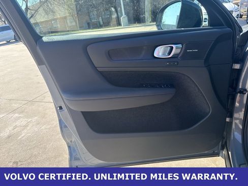 Certified 2023 Volvo C40 P8 Recharge Ultimate image 19