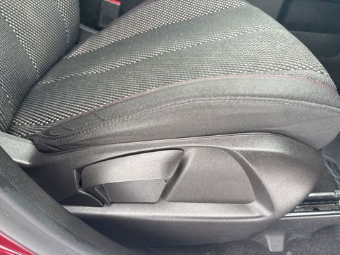 Used 2016 Chevrolet Equinox LT w/ Convenience Package image 24