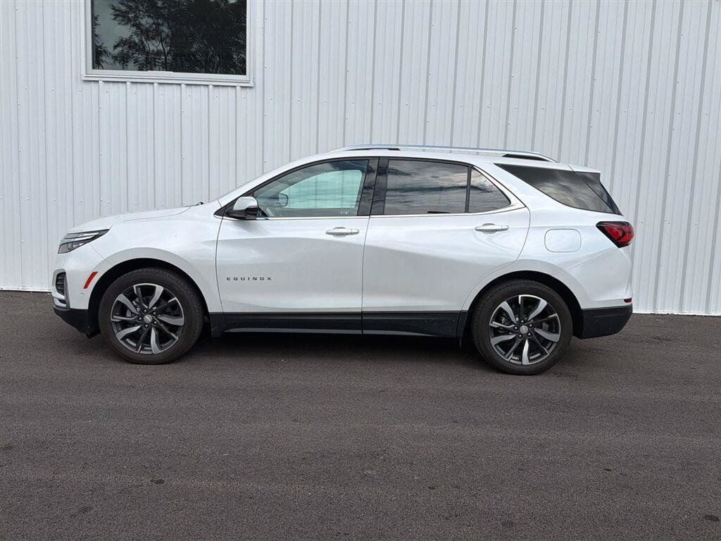 Used 2022 Chevrolet Equinox Premier AWD/4WD image 7