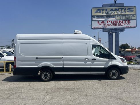 Used 2022 Ford Transit 250 148 High Roof Extended RWD image 2