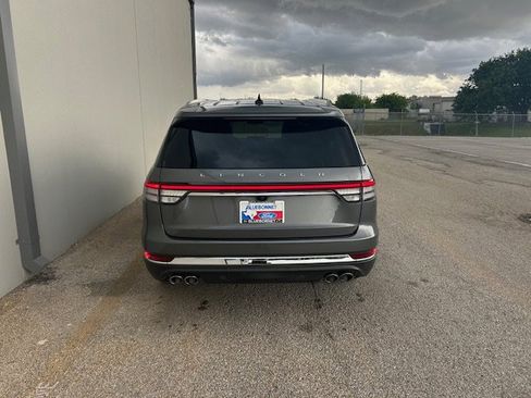 Used 2023 Lincoln Aviator Reserve w/ Equipment Group 201A AWD/4WD image 5