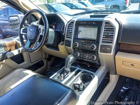 Used 2015 Ford F150 Lariat w/ Equipment Group 502A Luxury AWD/4WD image 27