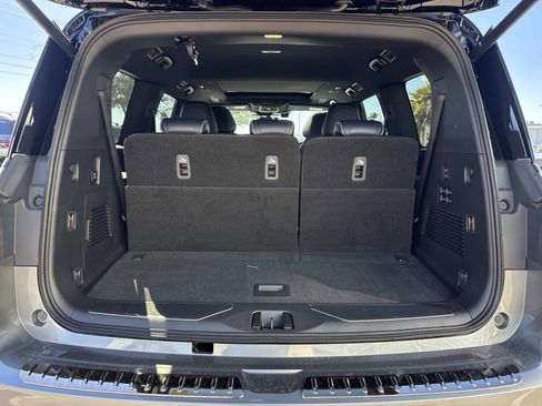 New 2026 INFINITI QX80 4WD w/ Sport Exterior Package image 7