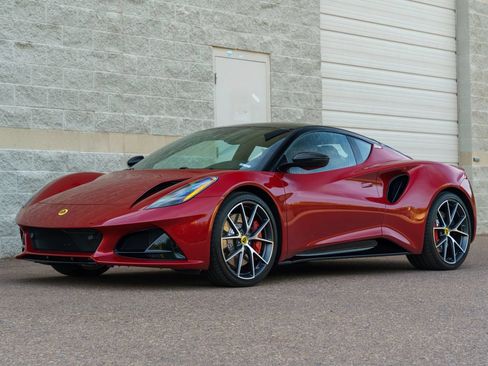 Used 2025 Lotus Emira RWD image 2