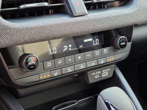 New 2026 Subaru Outback Limited AWD/4WD image 35