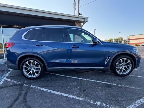 Used 2019 BMW X5 xDrive50i w/ Premium Package 2 AWD/4WD image 9
