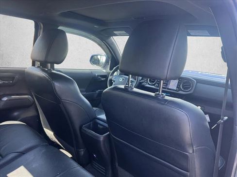 Used 2023 Toyota Tacoma TRD Sport w/ TRD Premium Sport Package image 20