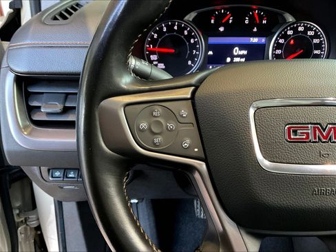 Used 2022 GMC Terrain AT4 w/ Tech Package AWD/4WD image 11