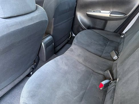 Used 2009 Subaru Impreza 2.5i AWD/4WD image 11