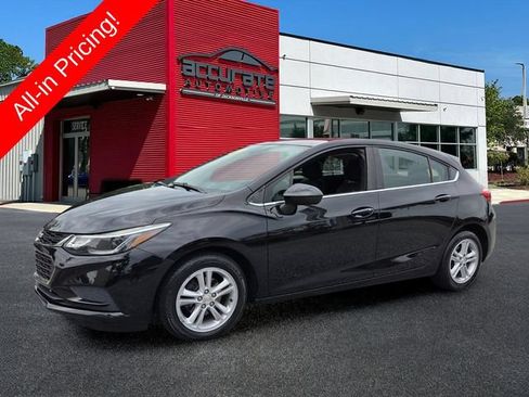 Used 2017 Chevrolet Cruze LT w/ Convenience Package FWD image 1