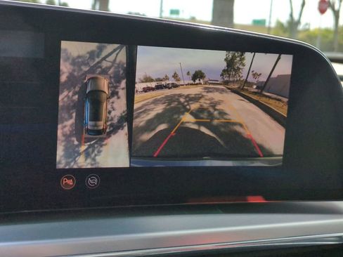 Used 2024 Cadillac Lyriq Sport image 20