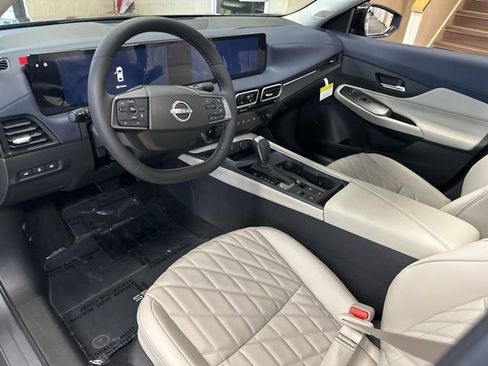 New 2026 Nissan Sentra SL w/ Floor Mat Package image 18