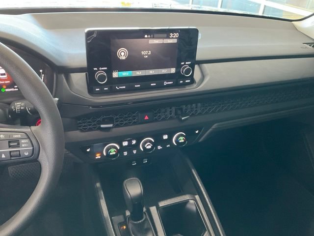 Certified 2025 Honda Accord SE image 13