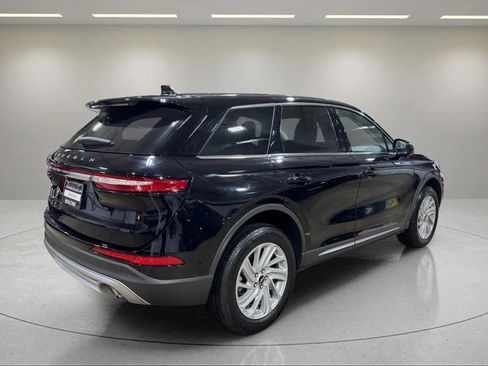 Certified 2023 Lincoln Corsair FWD w/ Rear Removable Package Tray image 3