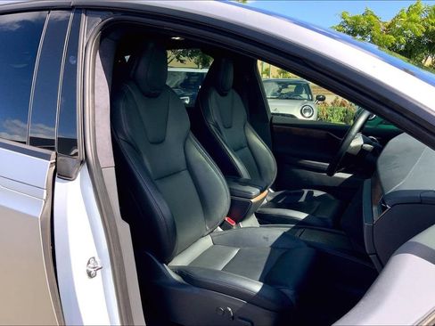 Used 2020 Tesla Model X Performance AWD/4WD image 7