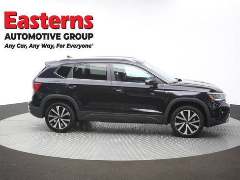 Used 2024 Volkswagen Taos SE FWD image 43
