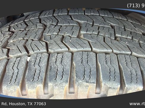 Used 2021 Subaru Crosstrek 2.5i Sport w/ Moonroof Package image 11