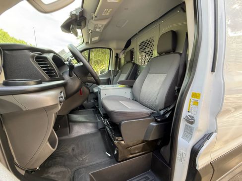 Used 2021 Ford Transit 150 Low Roof RWD image 11