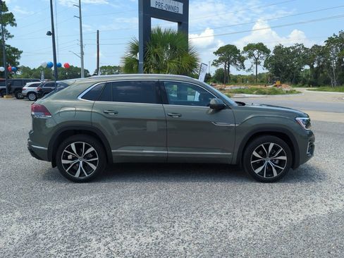 Used 2026 Volkswagen Atlas Cross Sport SEL Premium R-Line AWD/4WD image 8