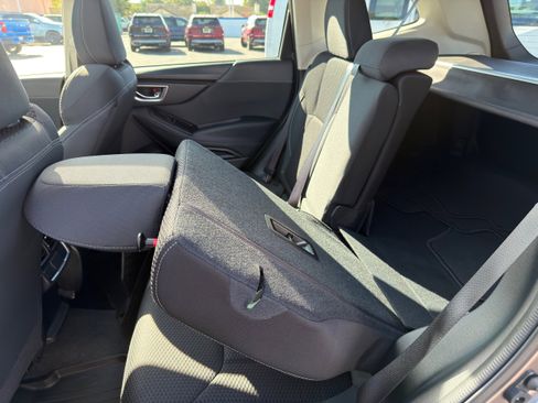 Used 2023 Subaru Forester Premium image 19