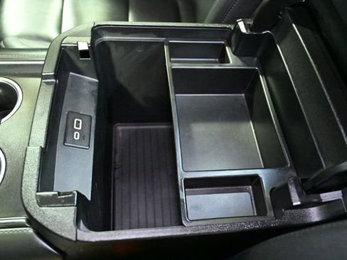 Used 2023 Chevrolet Tahoe LT image 21