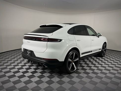 New 2026 Porsche Cayenne image 9