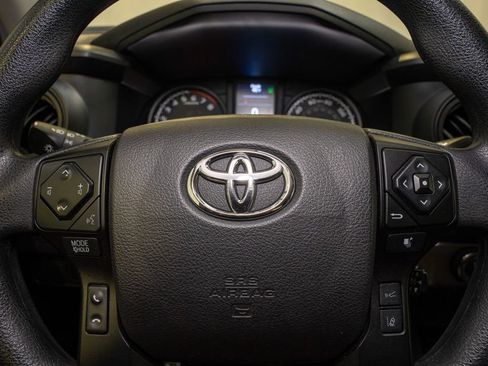 Certified 2022 Toyota Tacoma SR image 17